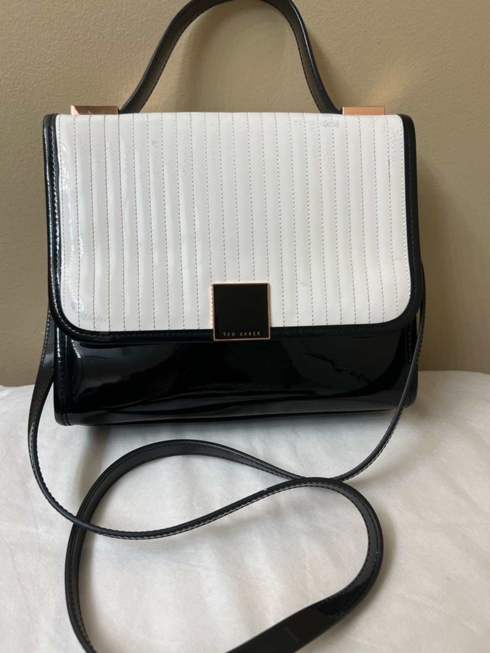 Ted Baker Patent Leather Satchel / Crossbody - Picture 3 of 17